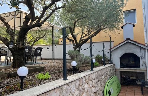 Klek Apartment | One bedroom apartment with balcony and sea view Klek, Neretva Delta - Ušće Neretve (A-23139-b)