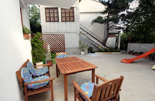 Selce Apartment | One bedroom apartment with terrace Selce, Crikvenica (A-5477-b)