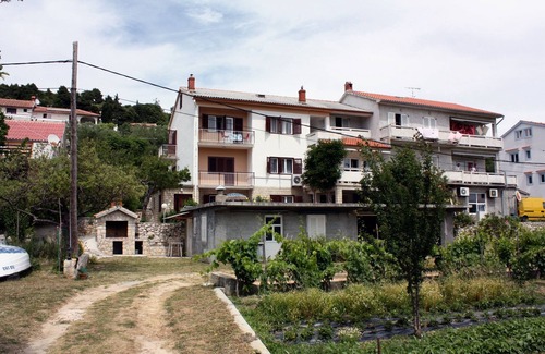 Suha Punta Apartment | One bedroom apartment with terrace and sea view Kampor, Rab (A-4984-b)