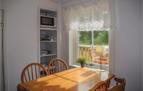 Gullabo House | One-Bedroom Holiday Home In Gullabo