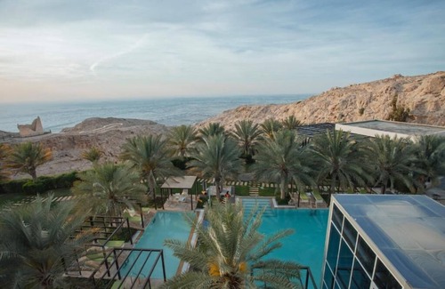 Al Ain Apartment | One Bedroom Suite Near Jabal Hafit National Park
