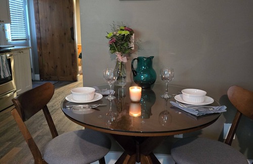Rutland Apartment | One Bedroom Suite W/Full amenities