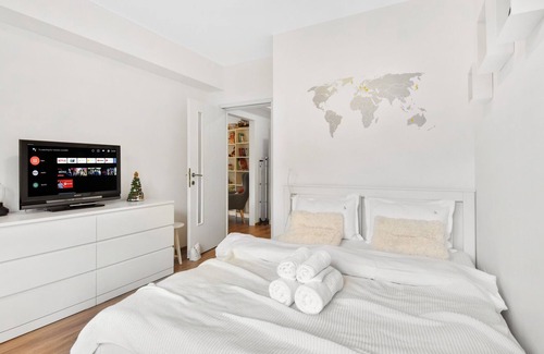 Sinaia Apartment | One Bedroom with Mountain View