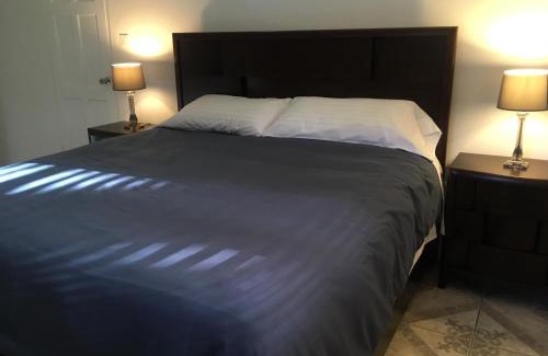 Piaye Apartment | One Hamilton Place - Emerald