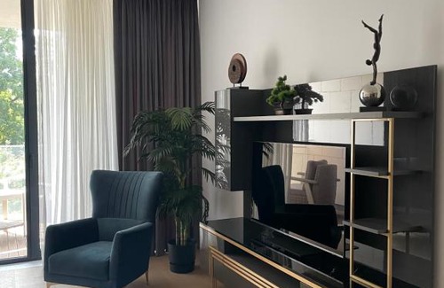 Aviatiei Apartment | One Herastrau Vista 2 Bedrooms With View