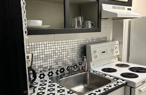 Plateau Mont Royal Apartment | One of the best locations in Montreal