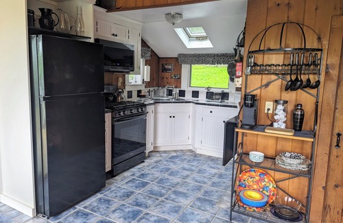New Preston House | One of the Original Summer Cottages on Lake Warmaug