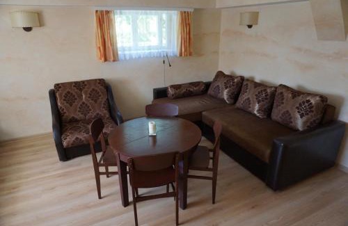 Juodkrante Apartment | One-room apartment with private inner-yard