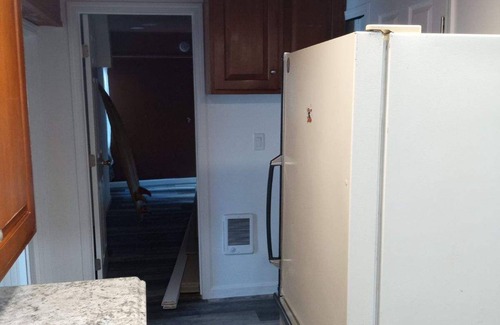 Mosswood Apartment | One room place - West Oakland