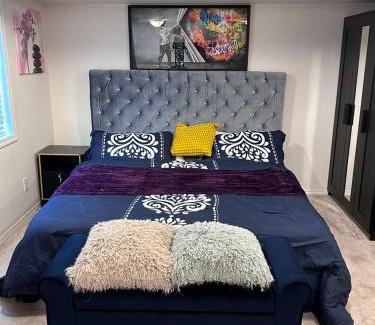 Fort Gary Hotel | One week stay minimum