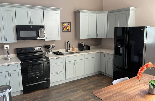 Barre Apartment | One Zero Five Stay 300