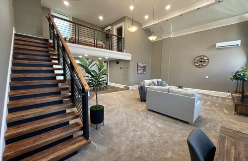Barre Apartment | One Zero Five Stay 301