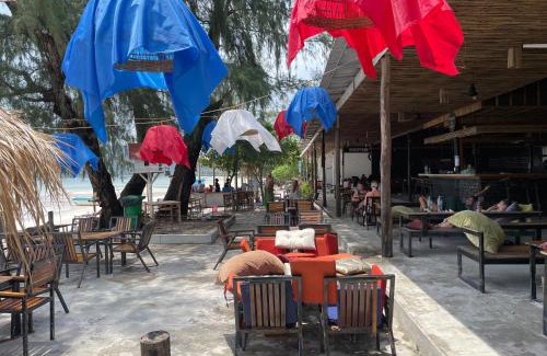 Koh Rong Sanloem Hostel | Onederz Koh Rong Sanloem