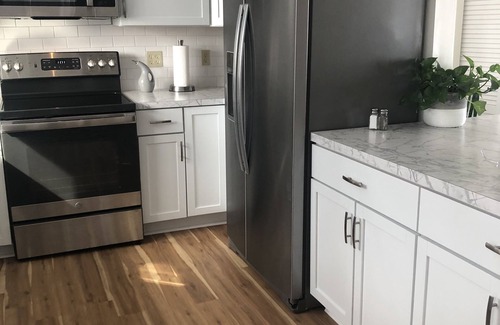 Bridgeport House | Oneida Lake House in Quiet Neighborhood