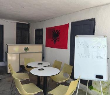 Shkoder House | oneTwoSleep GuestHouse