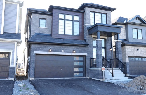 Thorold House | Only 10 Mins From Niagara Falls