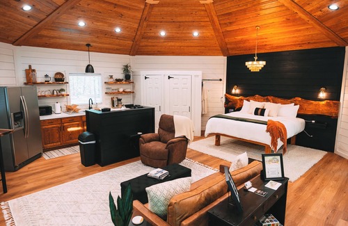 Marshallville Cottage | Only 10 minutes from I75 and the Ga National Fairgrounds in Perry
