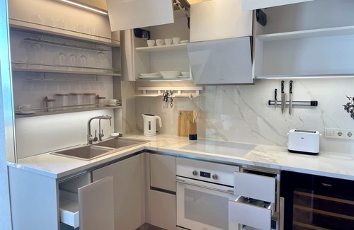 Old Boulevard Apartment | ONYX apartment with sea view