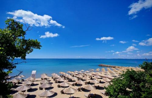 Sveti Vlas Apartment | Onyx Deluxe Apart First Line Beach Sveti Vlas