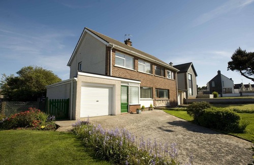 Portstewart House | Open Golf 2025 Message me for info Ideal for scenery, golf, beach, GOT