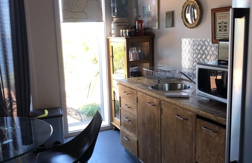 Port Lincoln Apartment | Open plan Studio overlooking beautiful Boston Bay, Port Lincoln