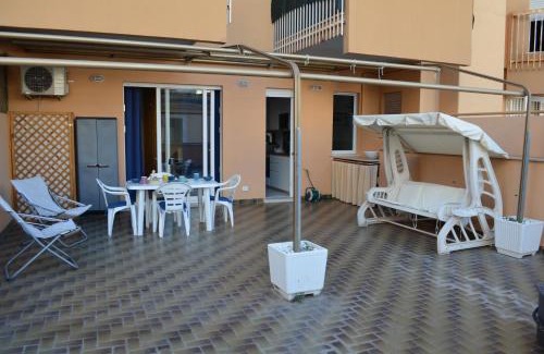 Nettuno Apartment | Open Space Centralissimo Nettuno fronte Porto