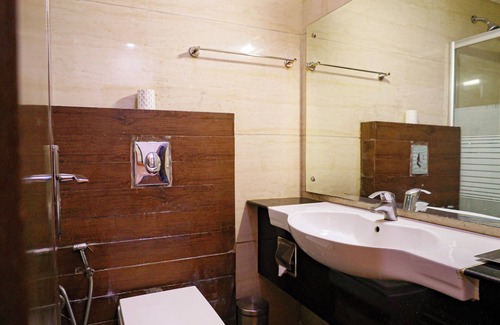 New Delhi Hotel | OPO PREMIER