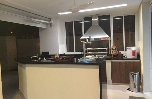 Riviera de Sao Lourenco House | * OPPORTUNITY * SEASON HIGH STANDARD HOUSE (200m from the beach)