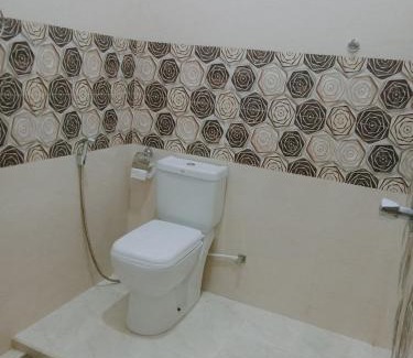 Weerawila Hotel | Ops Poinix Hotel