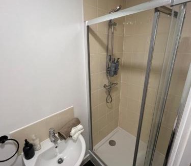 Old Trafford Apartment | Opulent Stays