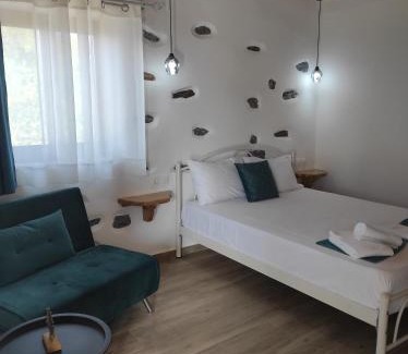 Kala Nera House | Orange Garden Double Rooms