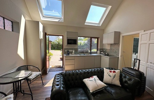 Oranmore Bed & Breakfast | Oranhill Lodge B&B