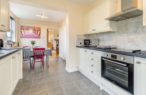 Wollerton House | Orchard Cottage - Two Bedroom House, Sleeps 4