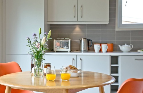 Cheddar Cabin | Orchard Lodge, Strawberryfield Park