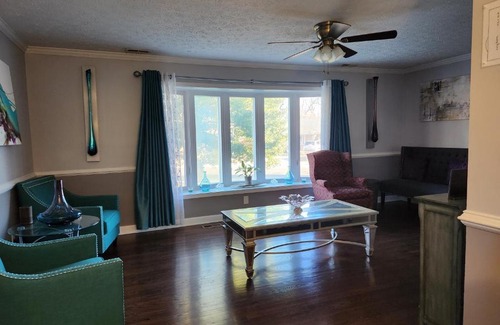 South Gate House | Orchard Secret Private Room