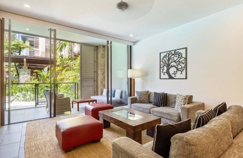 Palm Cove Apartment | Orchid at Temple Resort - Waterfront Swim-out Oasis