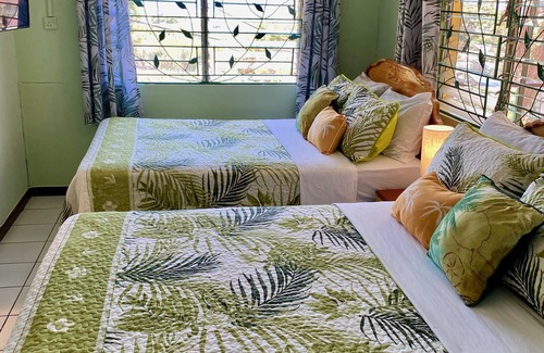 Montego Bay Bed & Breakfast | Orchid Garden at The Blue Orchid B&B with Pool