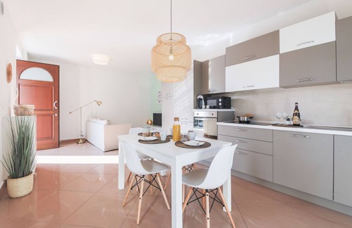 Sommacampagna Apartment | Orchidea superior apartment