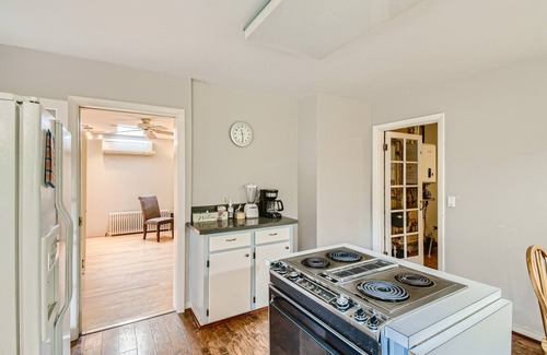 North Gresham House | Oregon Jade Lodging: Portland Suburban Ranch Style EV charger