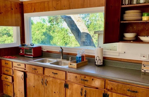 Topanga Cottage | Original Topanga Mid Century Modern Cottage Steps To The State Park