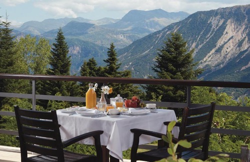 Tsopela Hotel | Orizontes Tzoumerkon Hotel Resort