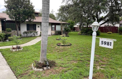 Orlovista House | Orlando 1 Acre 4 BD Home Central Near Universal