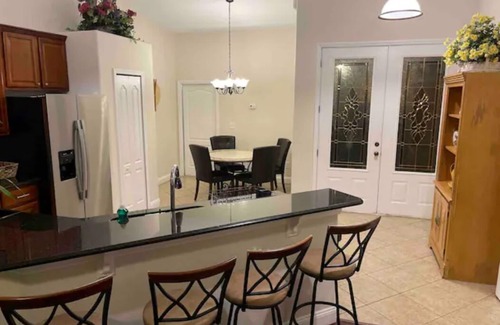 Orlovista House | Orlando 4 BR Home Centrally Located on Dead End St