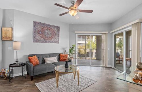 Ocoee Apartment | Orlando Oasis: Modern 4BD Balcony+Lake View+Pool