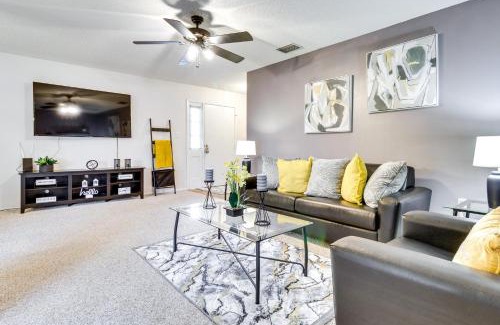 Ventura House | Orlando Vacation Rental with Yard and Pool Access