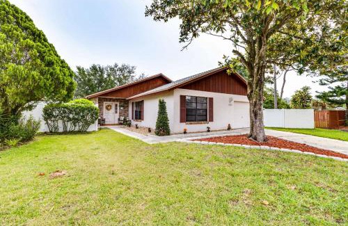 Ventura House | Orlando Vacation Rental with Yard and Pool Access