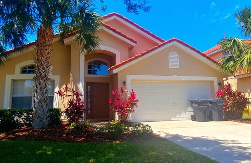 Solana Villa | Orlando Villa: Spacious, Private Pool, Multi-Family, Game Room, Near Theme Parks