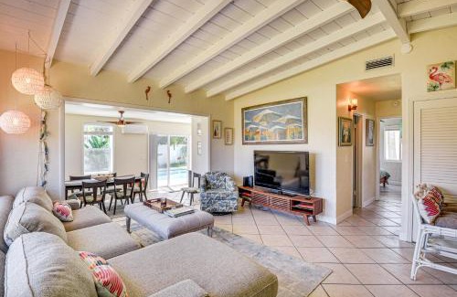 Ormond Beach Manors House | Ormond Beach Retreat Walk to Shore and Shops!