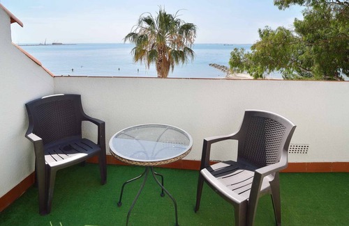 Sant Carles de la Rapita Apartment | ORNIS "Gavina Corsa": 2 bedrooms(1nest)+sofa-bed 4/6 pers. terrace sea view