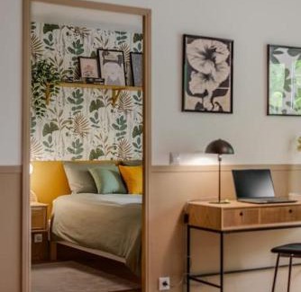 Magny-le-Hongre Apartment | Orphée by Kleidos - Disney 10min! Superbe T2, 4P, Parking gratuit, Balcon